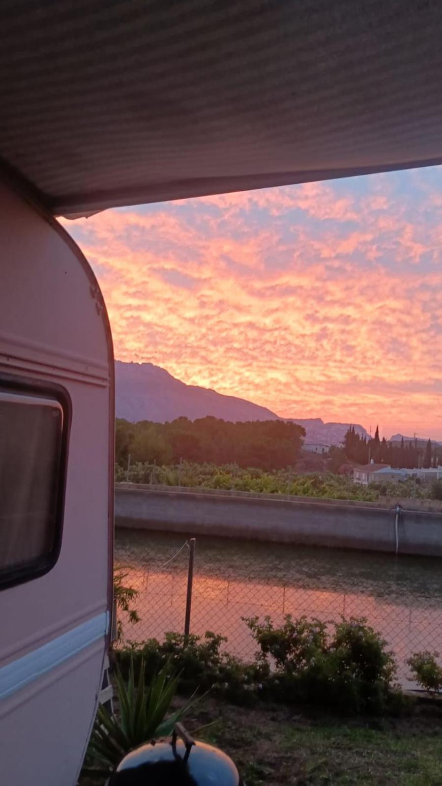 Caravana- Glamping Casa Tortuga La Nucía Exteriör bild
